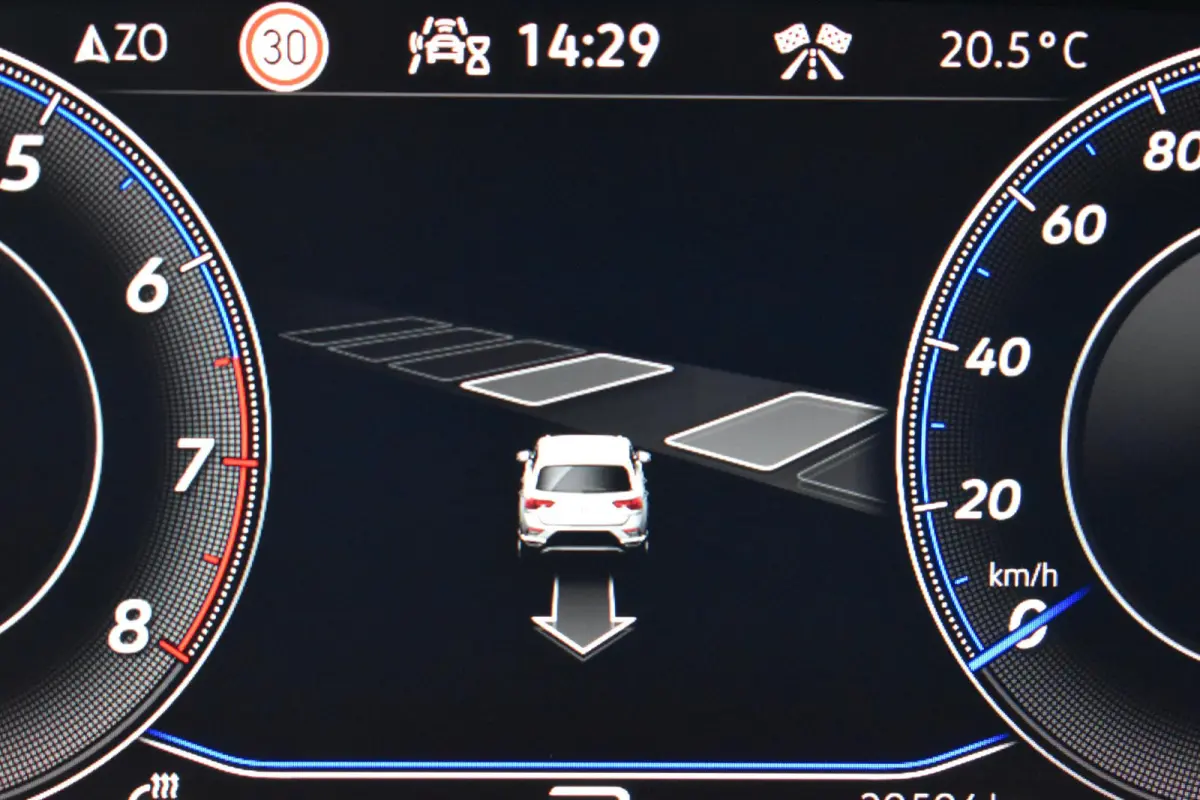 2.0 TSI 4Motion R Pano Akra Lane Camera ACC Trekhaak