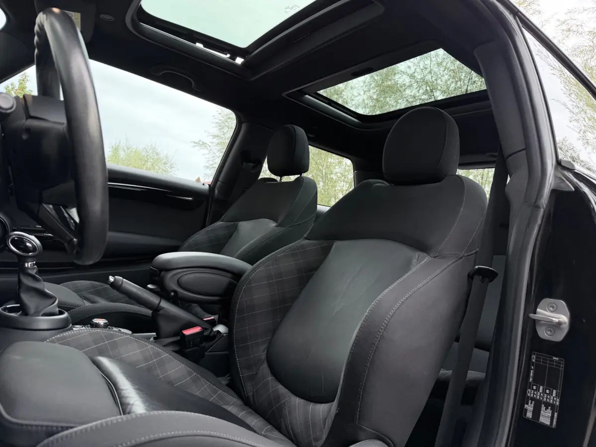 1.5 Cooper Chili Business Pano/Xenon/Navi