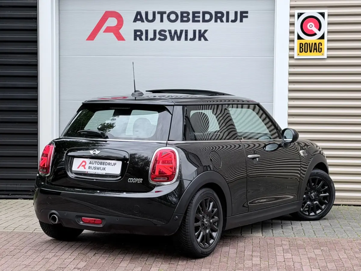 1.5 Cooper Chili Business Pano/Xenon/Navi