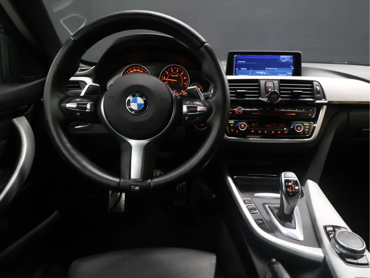 420i High Executive M Sport [NEKVERWARMING, MEMORY SEATS, PDC V+A, CRUISE CONTROL, FLIPPERS, BLUETOOTH TELEFOON, STOELVERWARMING, AUTOMATISCHE AIRCO, NAVIGATIE,