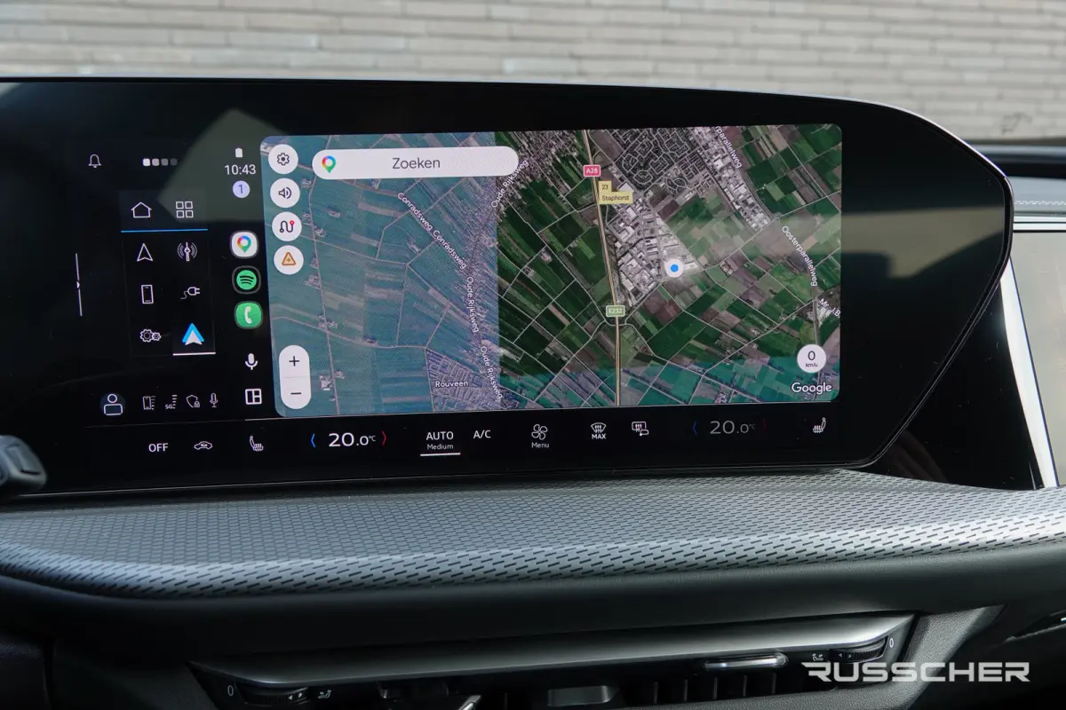 e-hybrid 367Pk | Quattro | S-Line | MMI Bijrijdersdisplay | Tech Plus | 360° Camera | Trekhaak | 22''