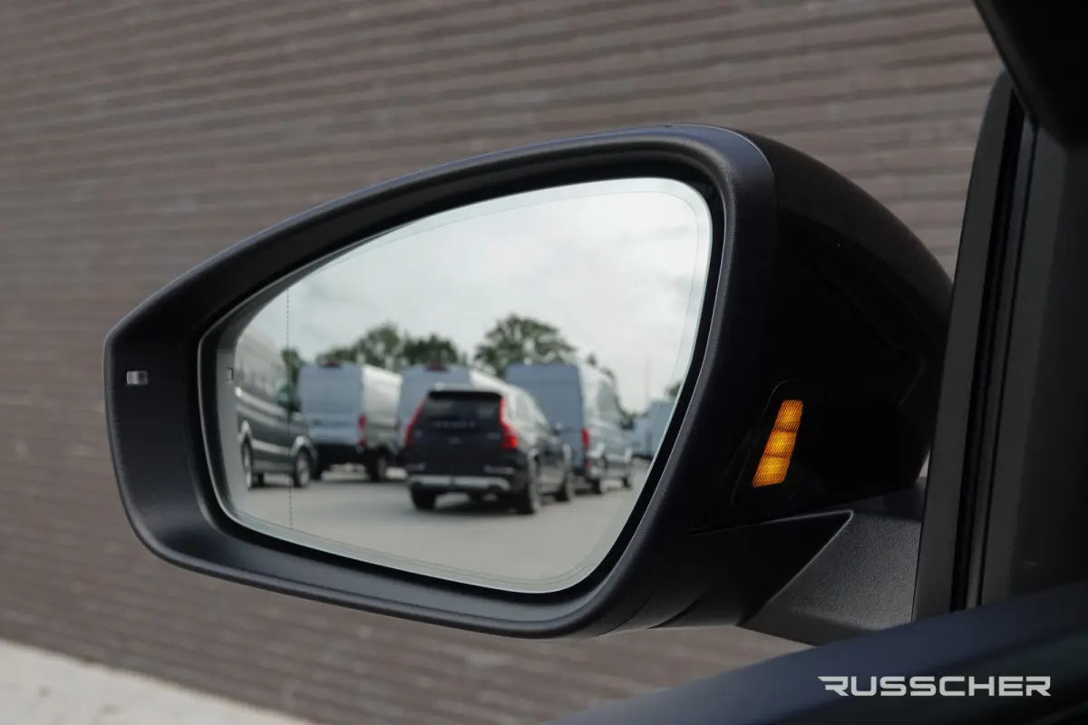 e-hybrid 367Pk | Quattro | S-Line | MMI Bijrijdersdisplay | Tech Plus | 360° Camera | Trekhaak | 22''