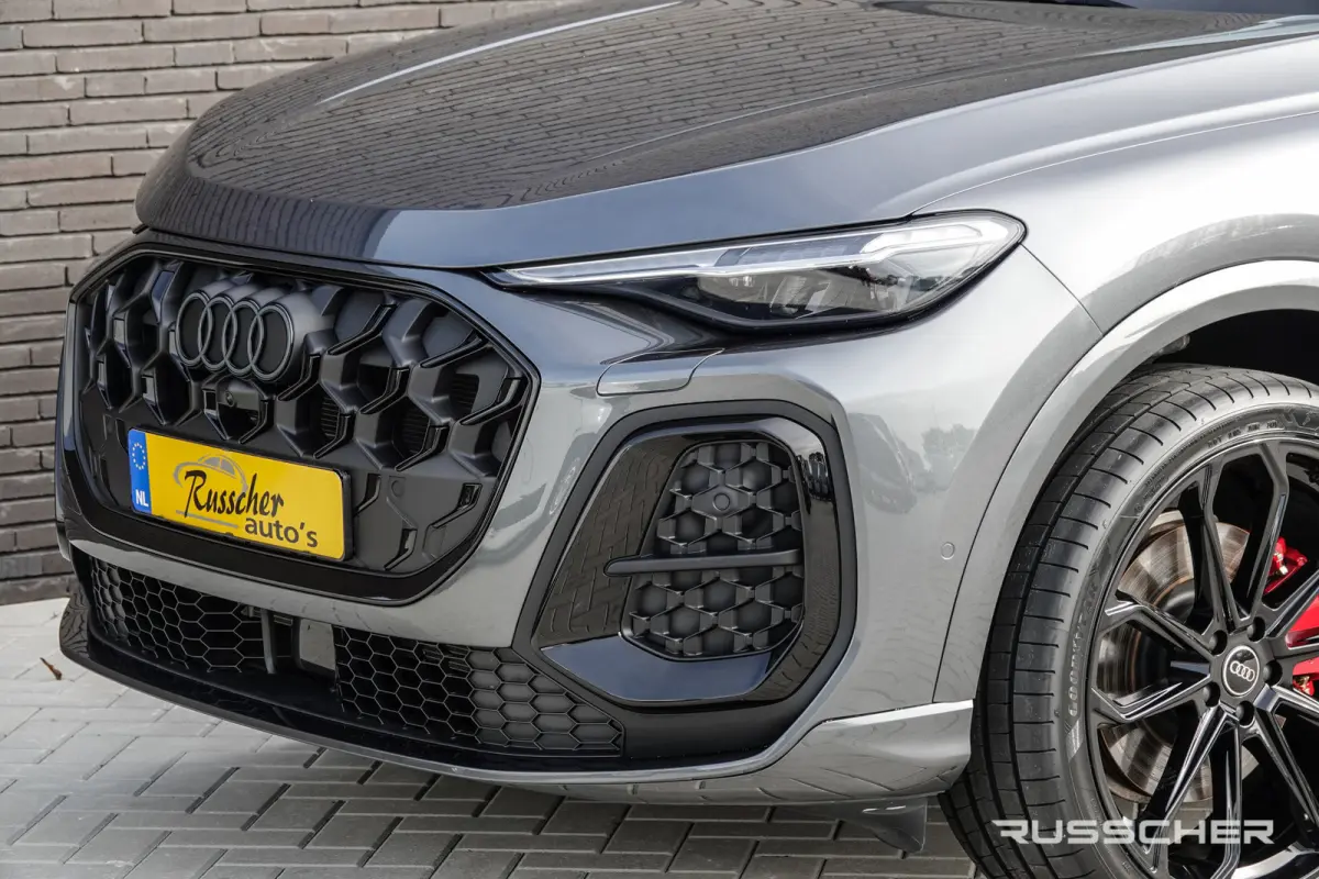 e-hybrid 367Pk | Quattro | S-Line | MMI Bijrijdersdisplay | Tech Plus | 360° Camera | Trekhaak | 22''