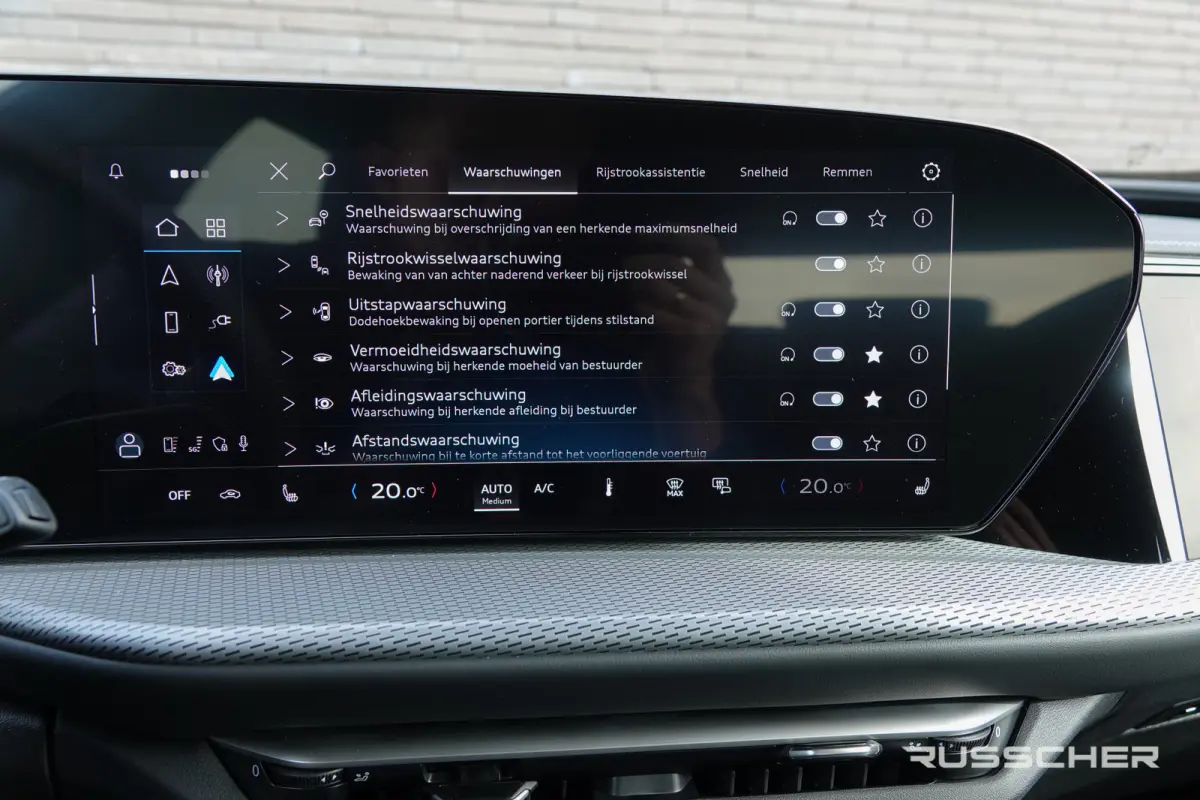 e-hybrid 367Pk | Quattro | S-Line | MMI Bijrijdersdisplay | Tech Plus | 360° Camera | Trekhaak | 22''