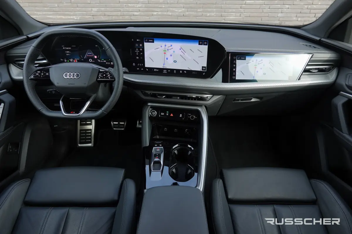 e-hybrid 367Pk | Quattro | S-Line | MMI Bijrijdersdisplay | Tech Plus | 360° Camera | Trekhaak | 22''