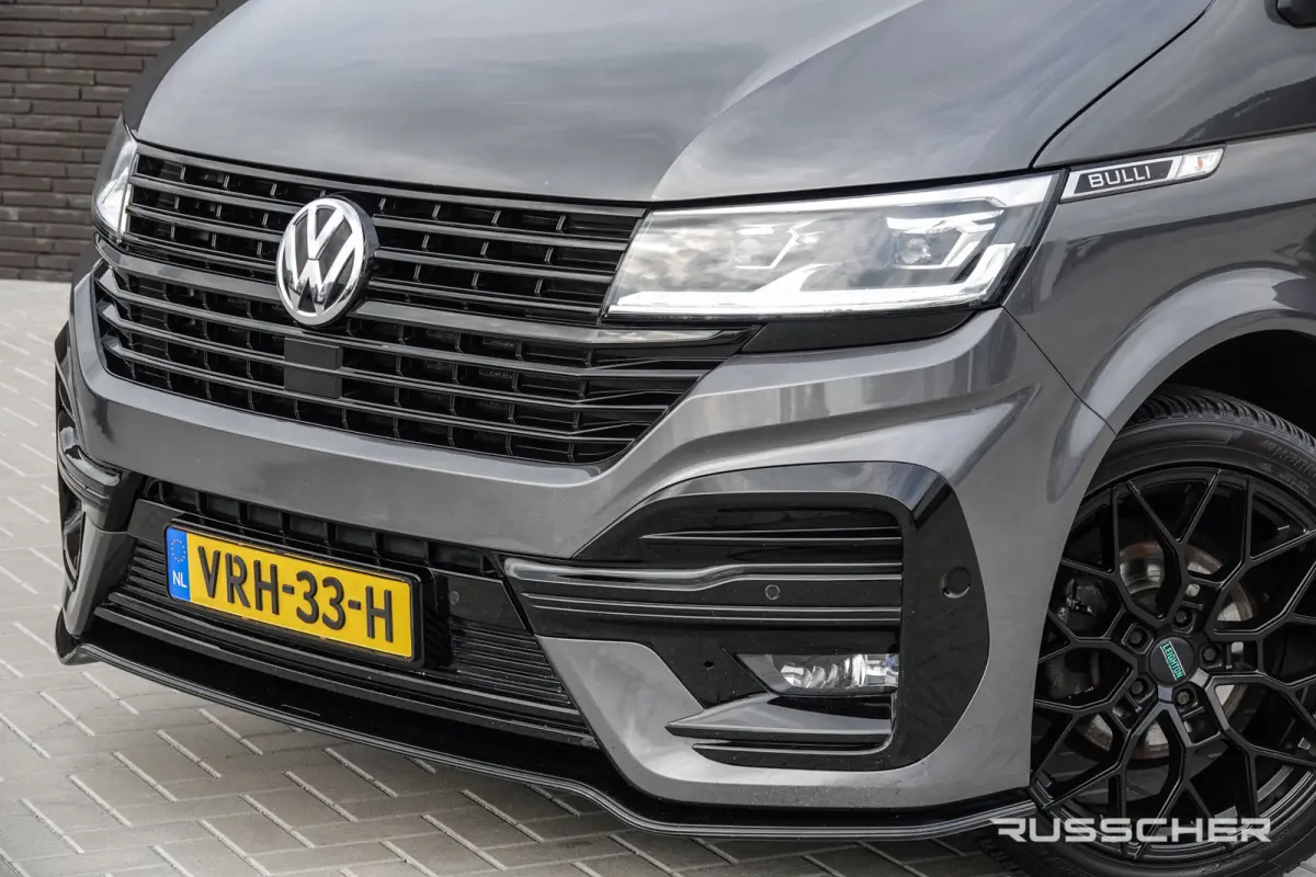 L2H1 2.0Tdi 150Pk DSG7 | Bulli | 75 Edition | Stoel-Stoel | Spoilerpack | Leder | Treeplanken | Trekhaak | 20''