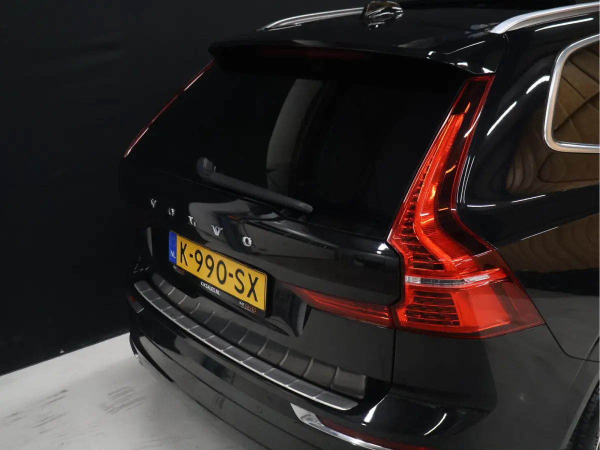 2.0 B4 Inscription [SCHUIFKANTELDAK, APPLECARPLAY, ANDROID, STOELVERWARMING, CRUISE CONTROL, STUURVERWARMING, HARMAN/KARDON AUDIO, MEMORY SEATS, HEAD UP DISPLAY, DIGITAL DASH, 360 CAMERA, EL