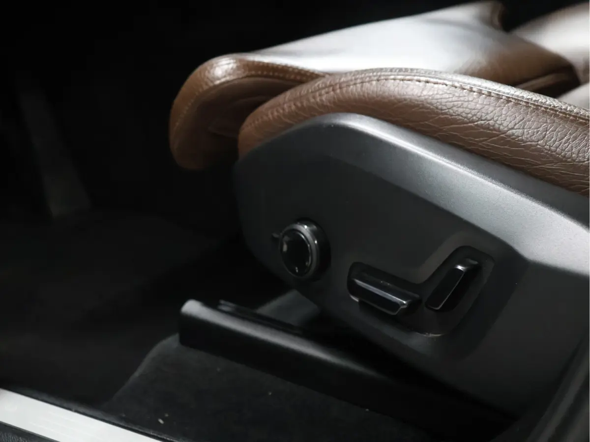 2.0 B4 Inscription [SCHUIFKANTELDAK, APPLECARPLAY, ANDROID, STOELVERWARMING, CRUISE CONTROL, STUURVERWARMING, HARMAN/KARDON AUDIO, MEMORY SEATS, HEAD UP DISPLAY, DIGITAL DASH, 360 CAMERA, EL