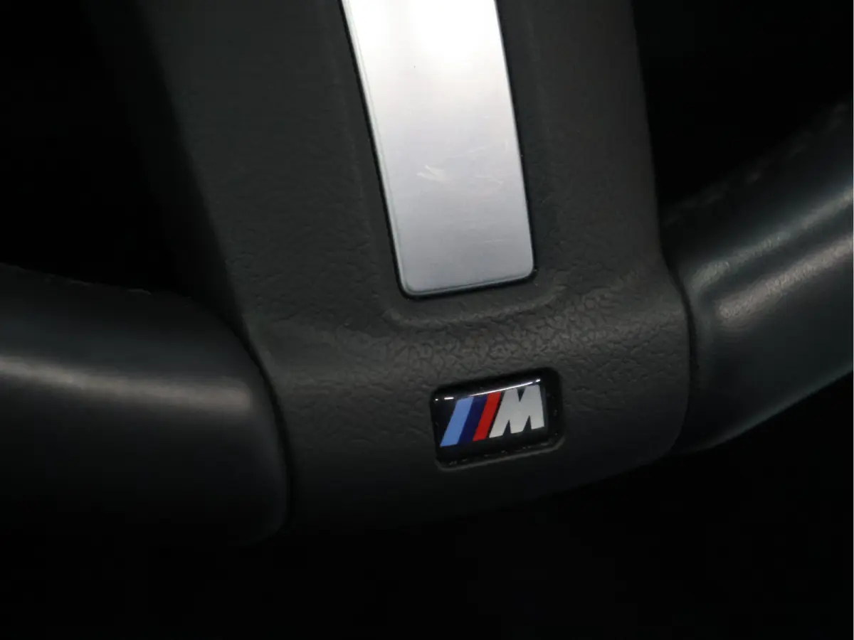 420i Corporate Lease High Executive M SPORT PAKKET [SCHUIFKANTELDAK, CRUISE CONTROL, STOELVERWARMING, LEDER DAKOTA, PDC V+A, CLIMATE CONTROL, BLUETOOTH, NAVIGATIE, LED, KEYLESS ENTRY, NIEUWS