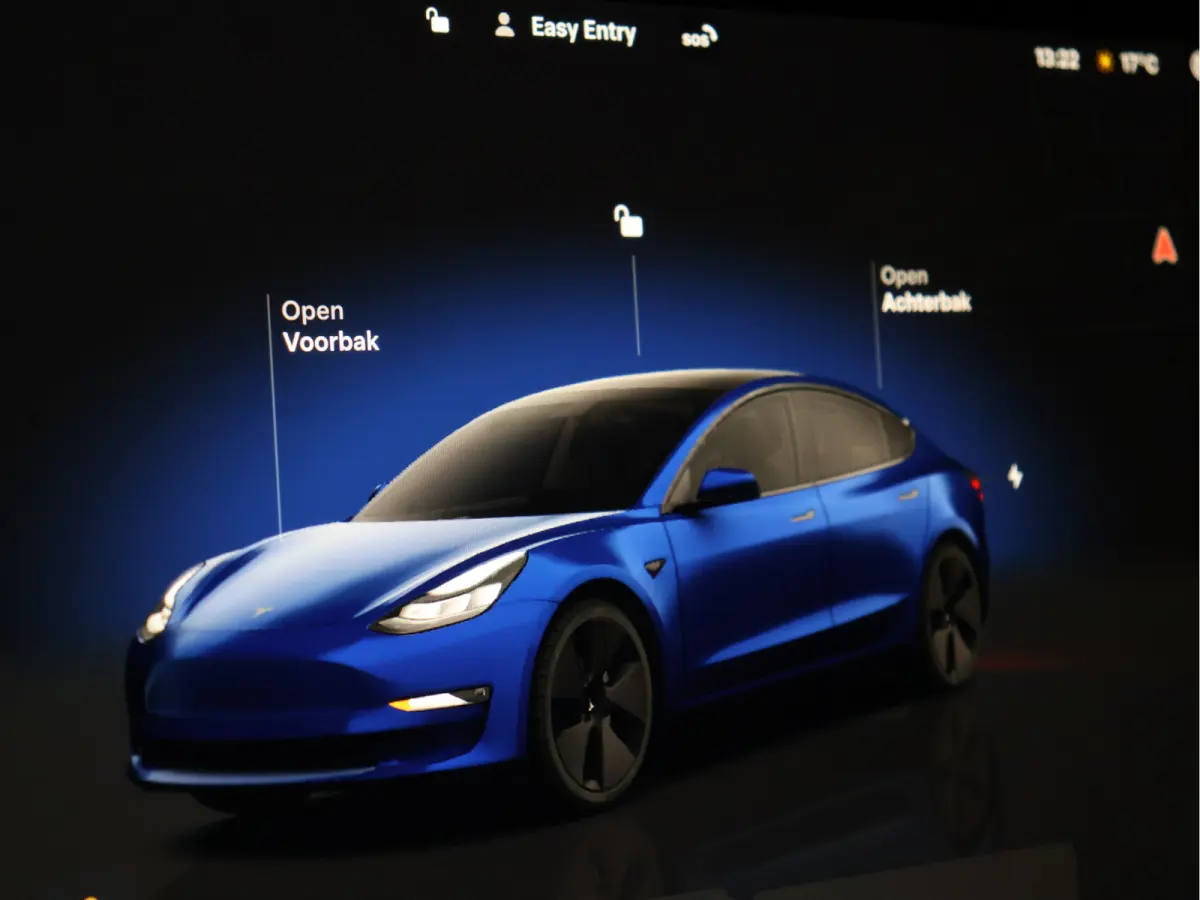 Long Range RWD 75 kWh [SOH 95%, PANORAMADAK, STOELVERWARMING V+A, STUURWIEL VERWARMING, CAMERA, ELEKTRISCH VERSTELBARE STOELEN, ELEKTRISCH ACHTERLKLEP, SELF DRIVING BETA, NAVIGATIE, BLUETOOT