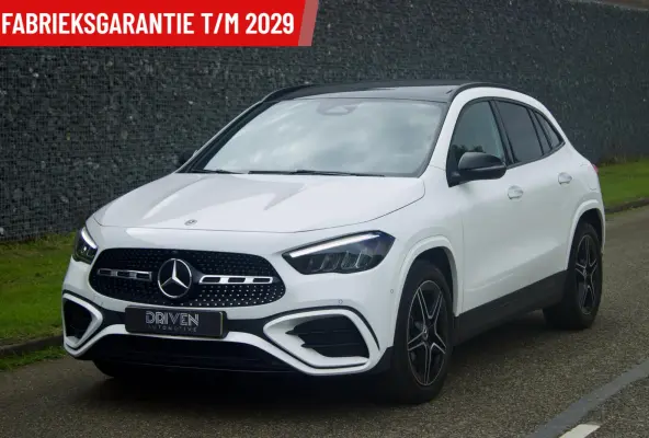 Mercedes-Benz GLA 180 AMG | Pano - Keyless - Camera - Sfeer