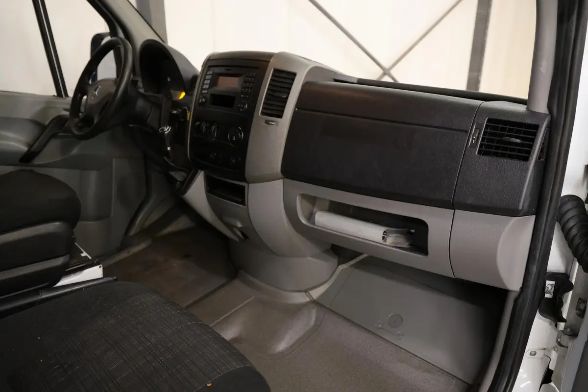 311 2.2 CDI AUTOMAAT L3H2 POST NL EURO 6