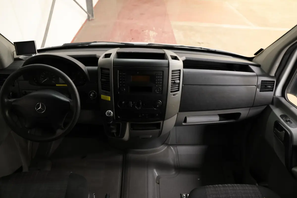 311 2.2 CDI AUTOMAAT L3H2 POST NL EURO 6