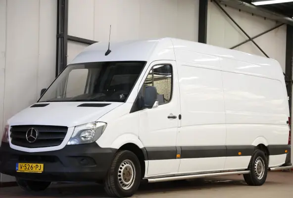 311 2.2 CDI AUTOMAAT L3H2 POST NL EURO 6
