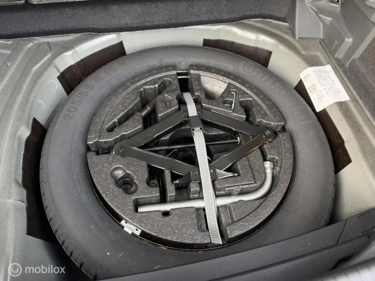 1.0 TSI Life Business 2020 / Carplay / Navigatie / Adaptief cruise / 1e eigenaar NAP