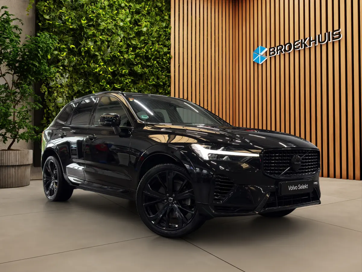 2.0 T6 Plug-in hybrid AWD Plus Dark