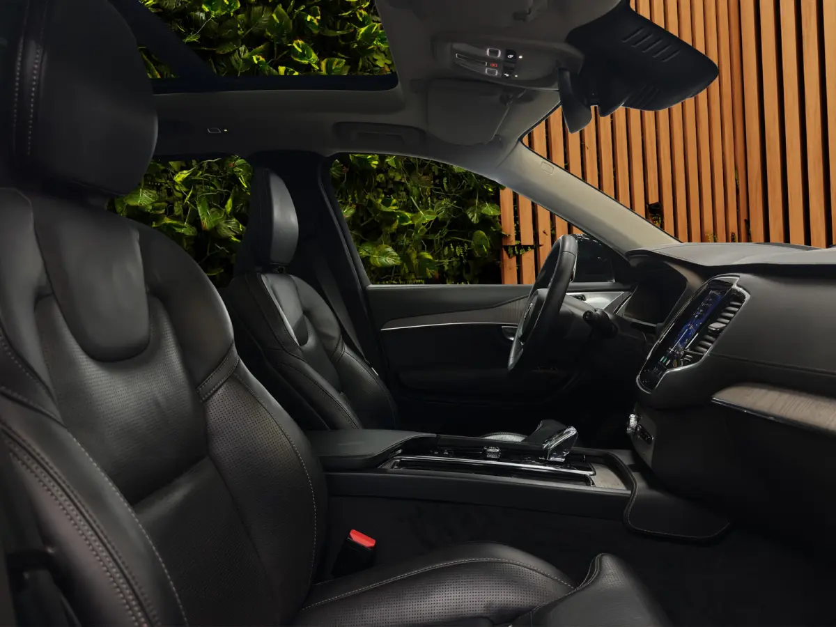 2.0 T8 Plug-in hybrid AWD Ultra Dark Luchtvering | Stoelmassage | Bliss | Bowers&Wilkins | Trekhaak | Blackpack|