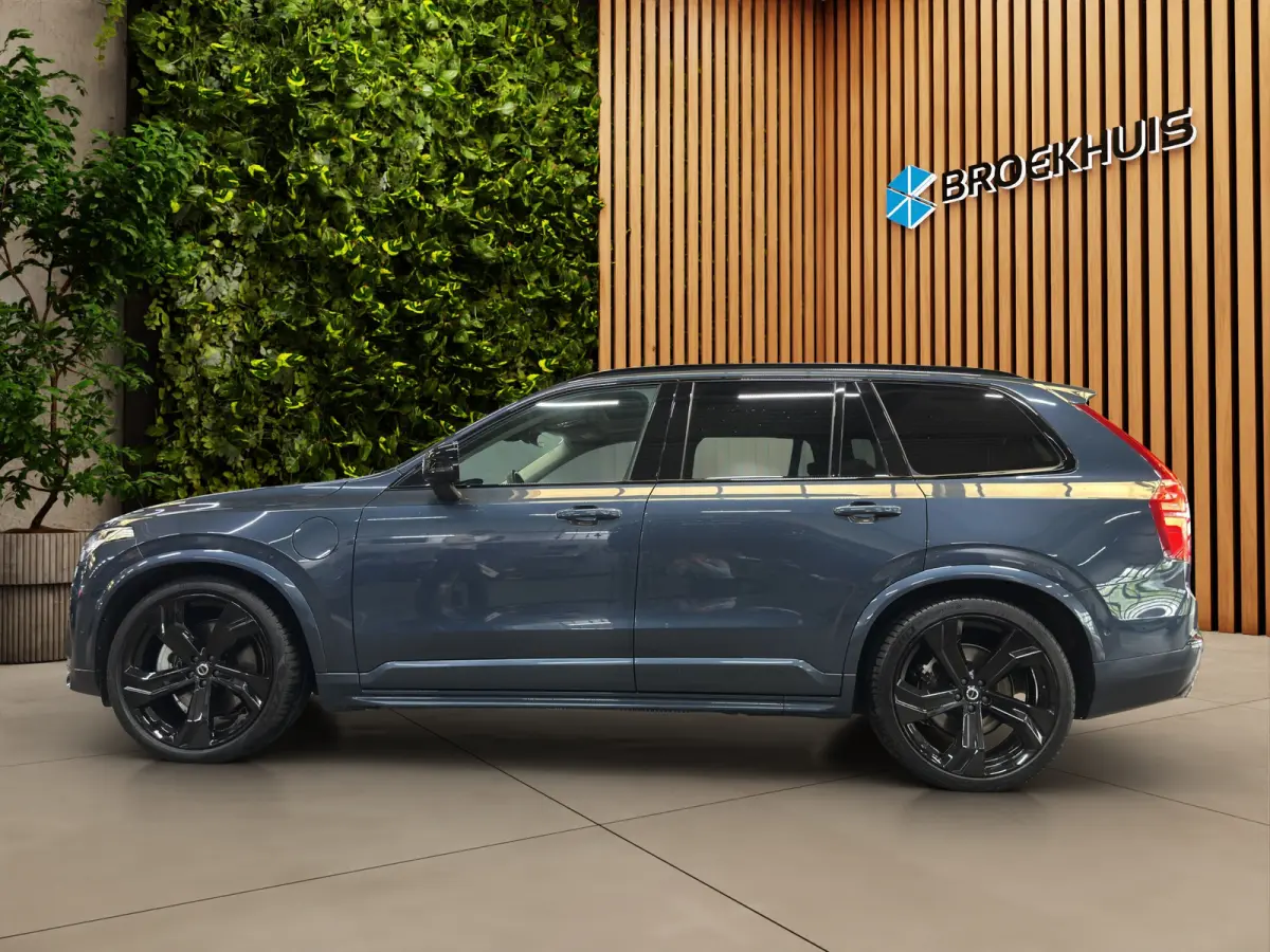 2.0 T8 Plug-in hybrid AWD Ultra Dark Luchtvering | Stoelmassage | Bliss | Bowers&Wilkins | Trekhaak | Blackpack|