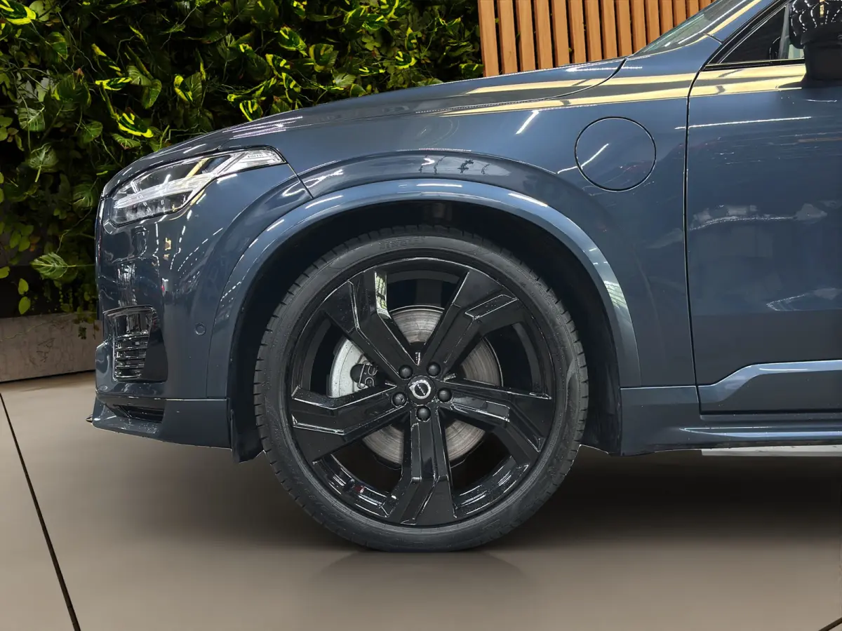 2.0 T8 Plug-in hybrid AWD Ultra Dark Luchtvering | Stoelmassage | Bliss | Bowers&Wilkins | Trekhaak | Blackpack|