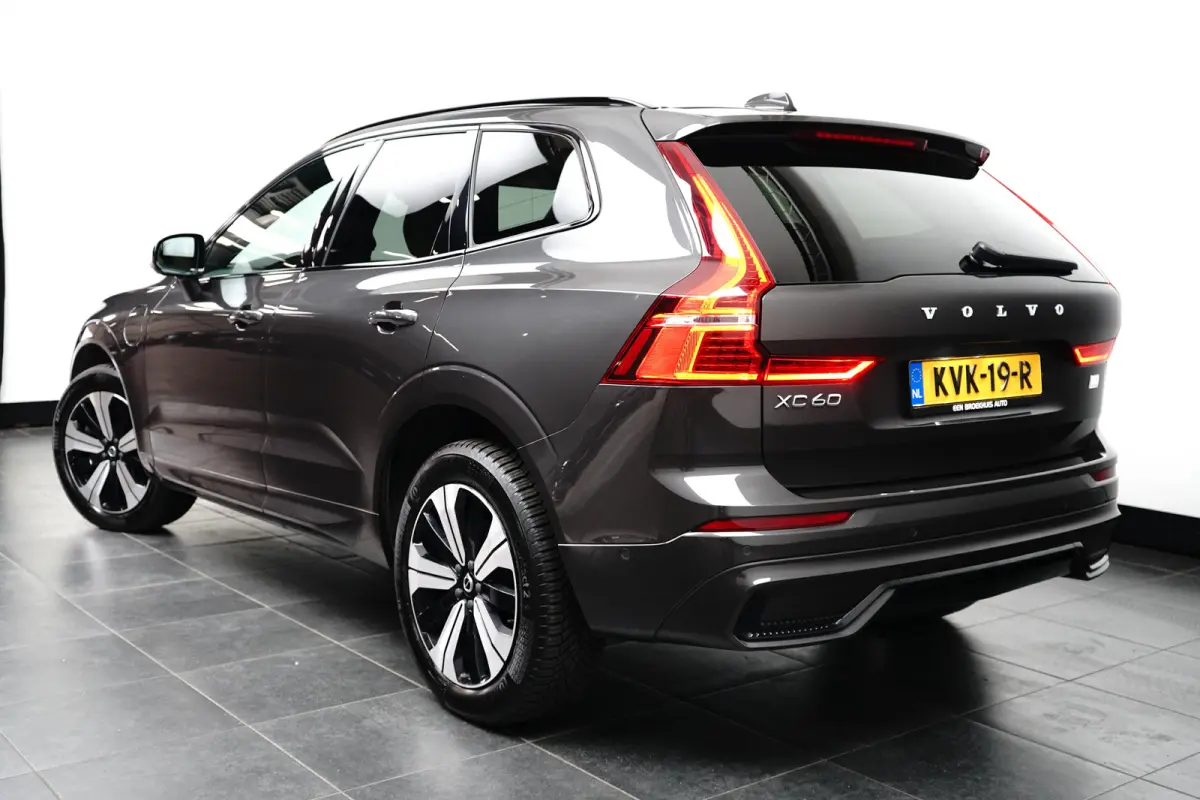 2.0 T6 Plug-in hybrid AWD Plus Bright