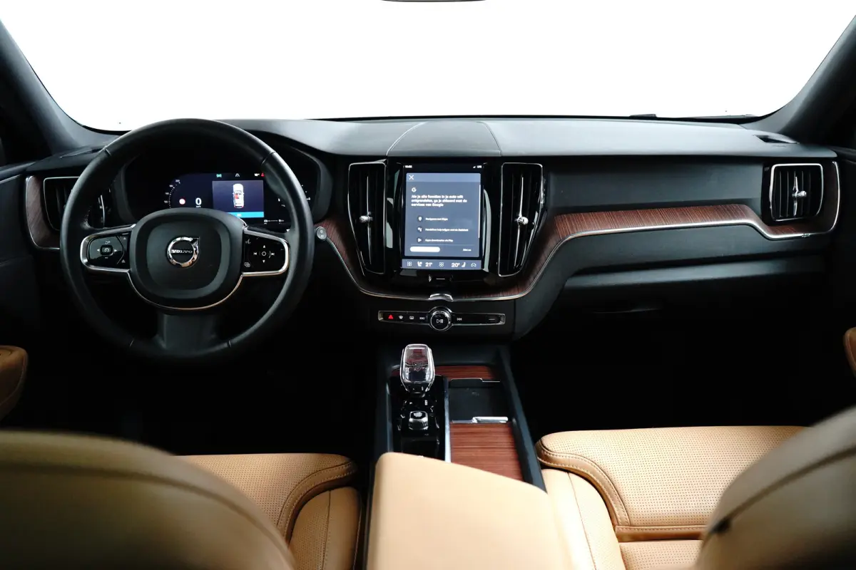 2.0 T6 Plus-in Hyrbid AWD Plus Dark Stoelventilatie/verwarming | Bliss |Trekhaak | 360cam |