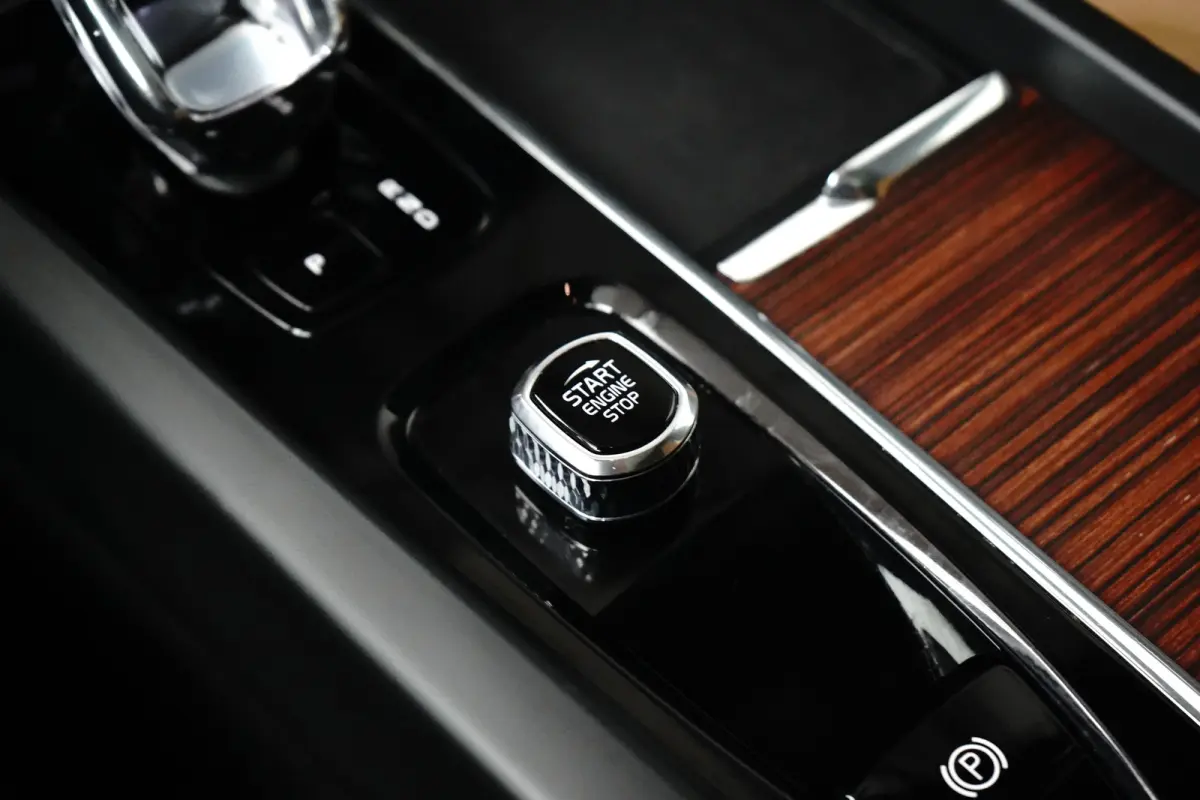 2.0 T6 Plus-in Hyrbid AWD Plus Dark Stoelventilatie/verwarming | Bliss |Trekhaak | 360cam |