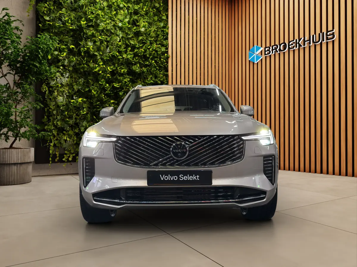 2.0 T8 Plug-in hybrid AWD Ultra Bright Luchtvering|  Panoramadak | Harman&Kardon | Trekhaak |