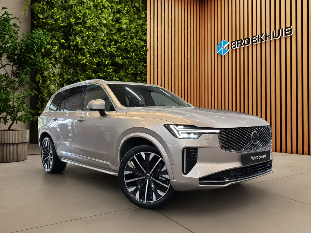2.0 T8 Plug-in hybrid AWD Ultra Bright
