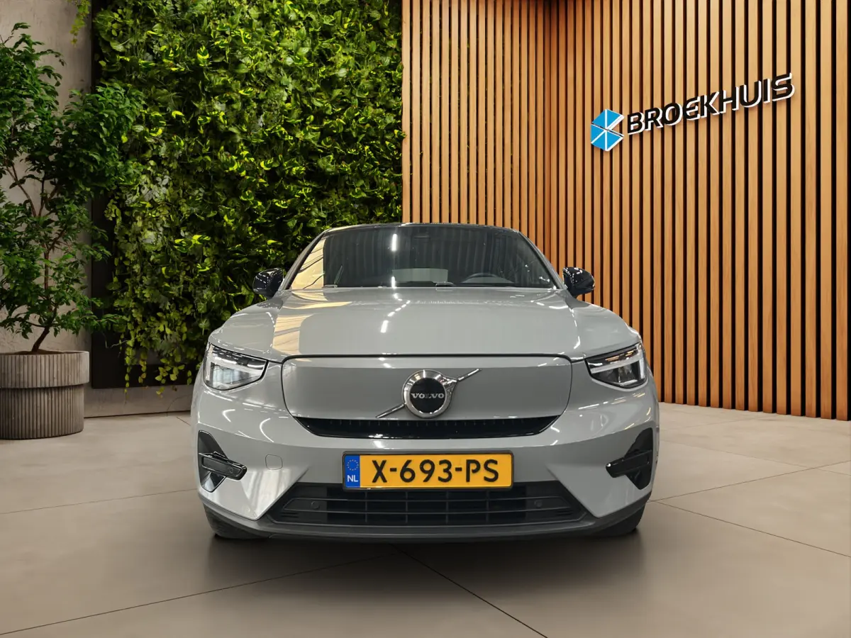 Single Motor Extened Range Core 82 kWh Stoel/Stuurverwarming | Panoramadak | 95% SOH