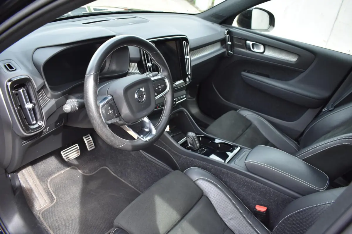 P8 AWD R-Design | Pano | 360 Camera | Harman Kardon |