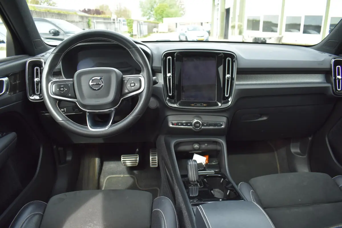 P8 AWD R-Design | Pano | 360 Camera | Harman Kardon |