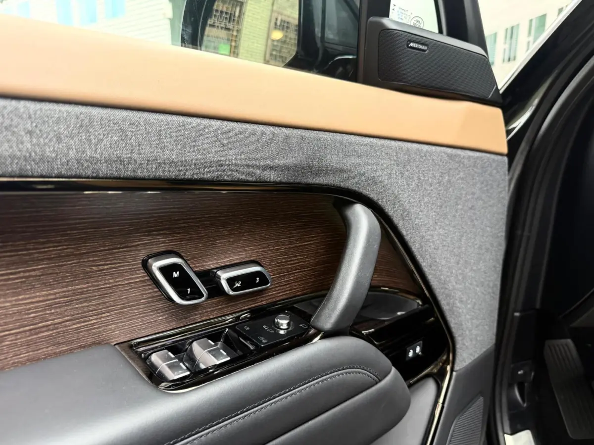3.0 P460e Dynamic HSE PHEV