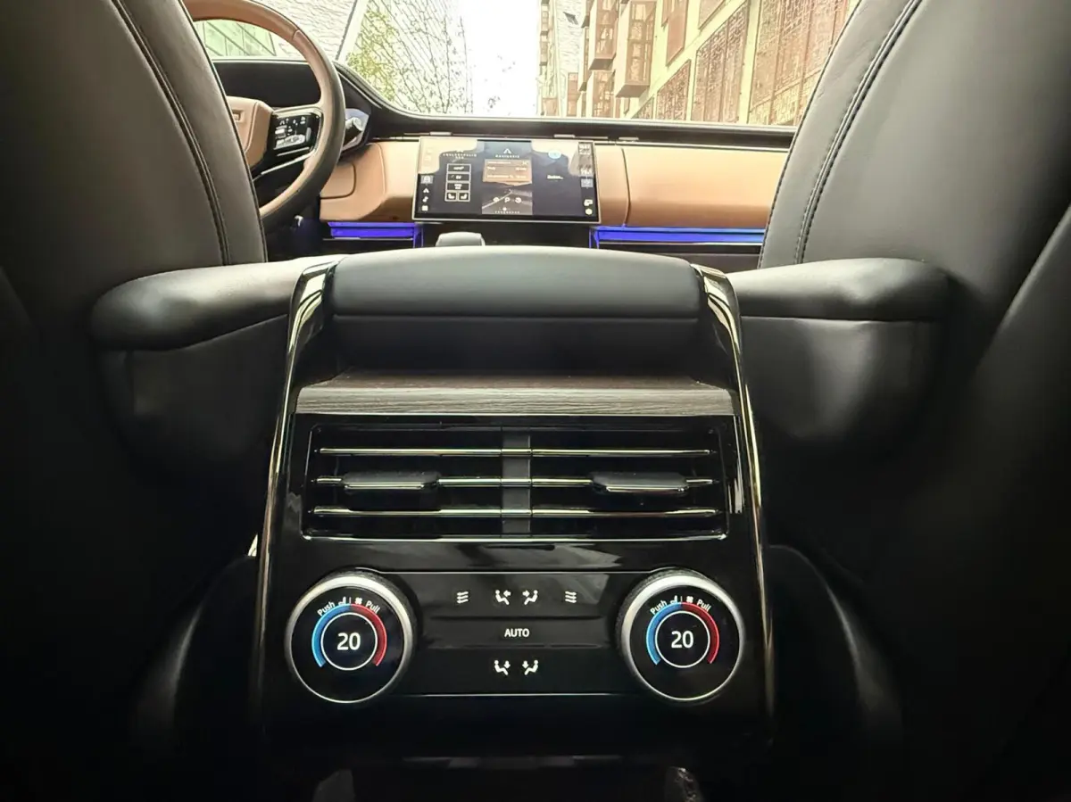 3.0 P460e Dynamic HSE PHEV