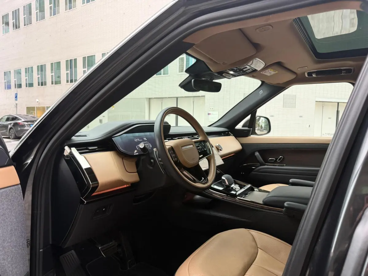 3.0 P460e Dynamic HSE PHEV