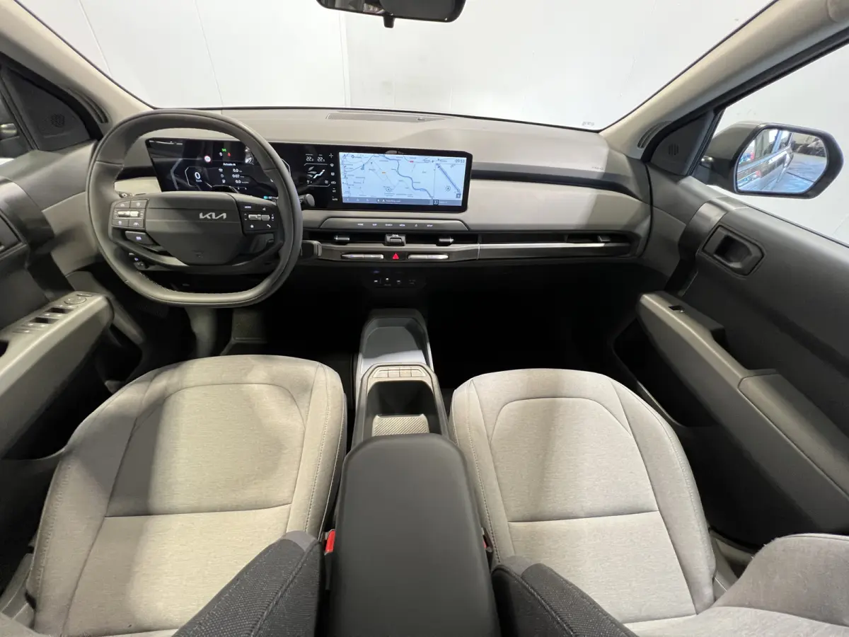 Air 81.4 kWh | Navigatie/Android/Apple Carplay | LM Velgen 17" | Cruise Control Adaptief | Achteruitrijcamera | Airco |