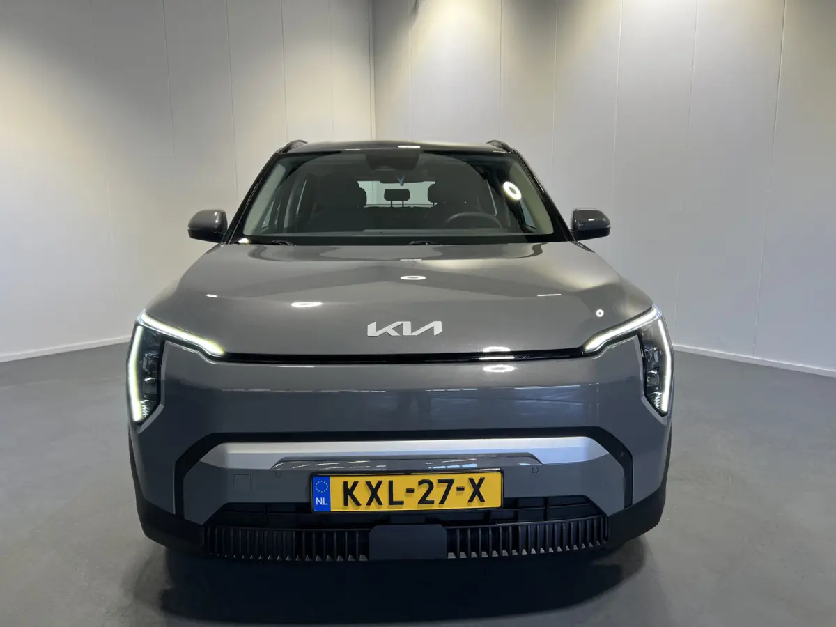 Air 81.4 kWh | Navigatie/Android/Apple Carplay | LM Velgen 17" | Cruise Control Adaptief | Achteruitrijcamera | Airco |