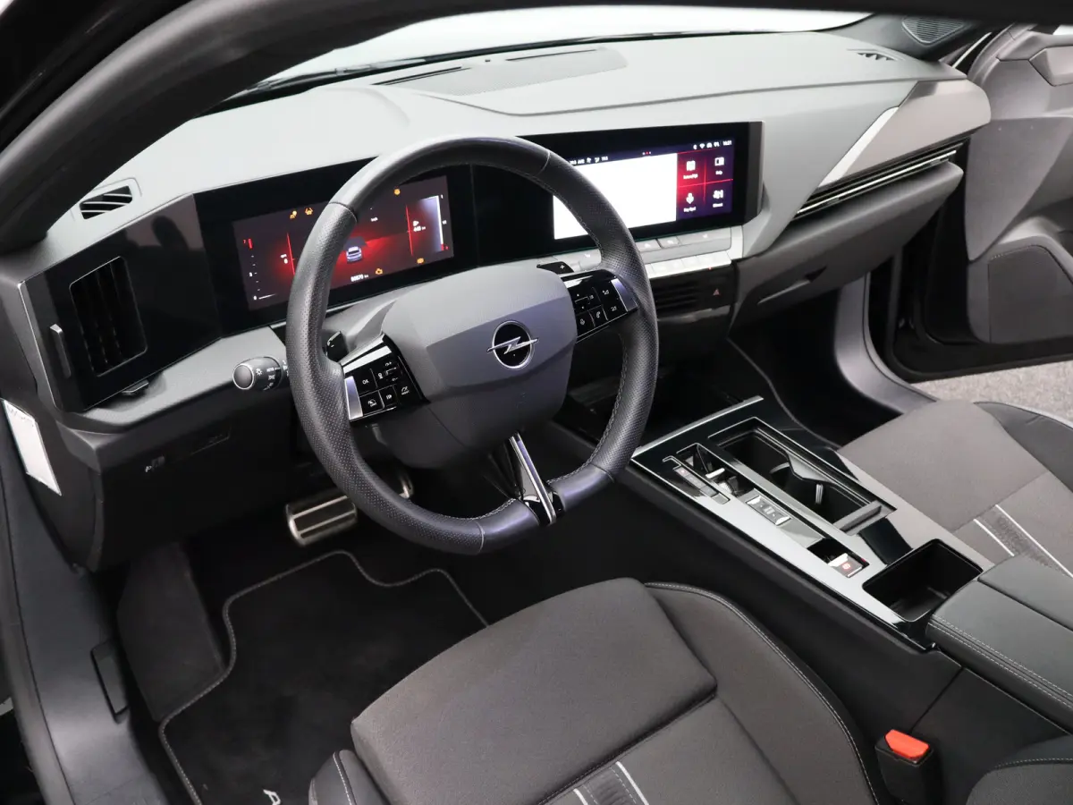 1.2 Turbo GS Trekhaak | All-seasons | Apple Carplay/Android Auto|telefoonintegratie premium | Cruise control adaptief met Stop&Go | Electronic climate controle