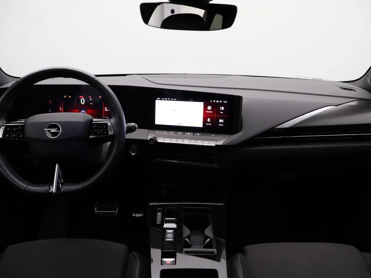 1.2 Turbo GS Trekhaak | All-seasons | Apple Carplay/Android Auto|telefoonintegratie premium | Cruise control adaptief met Stop&Go | Electronic climate controle