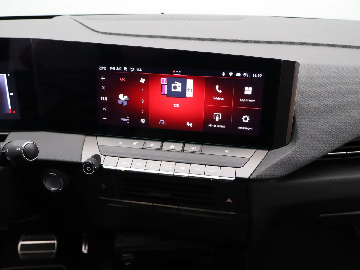 1.2 Turbo GS Trekhaak | All-seasons | Apple Carplay/Android Auto|telefoonintegratie premium | Cruise control adaptief met Stop&Go | Electronic climate controle