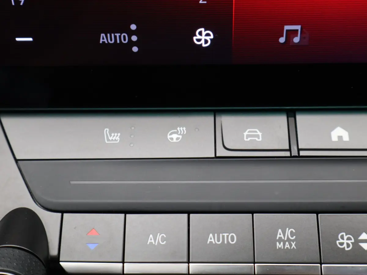 1.2 Turbo GS Trekhaak | All-seasons | Apple Carplay/Android Auto|telefoonintegratie premium | Cruise control adaptief met Stop&Go | Electronic climate controle