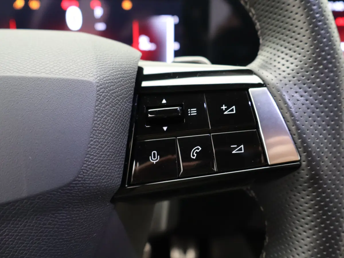 1.2 Turbo GS Trekhaak | All-seasons | Apple Carplay/Android Auto|telefoonintegratie premium | Cruise control adaptief met Stop&Go | Electronic climate controle