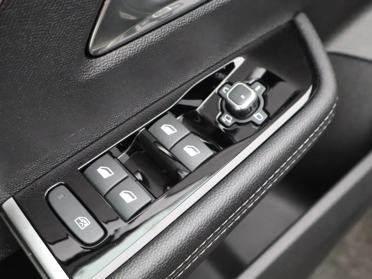 1.2 Turbo GS Trekhaak | All-seasons | Apple Carplay/Android Auto|telefoonintegratie premium | Cruise control adaptief met Stop&Go | Electronic climate controle