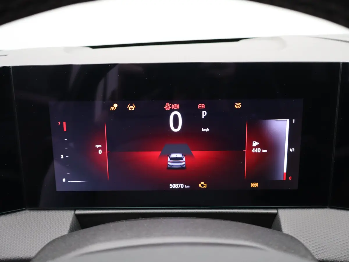 1.2 Turbo GS Trekhaak | All-seasons | Apple Carplay/Android Auto|telefoonintegratie premium | Cruise control adaptief met Stop&Go | Electronic climate controle