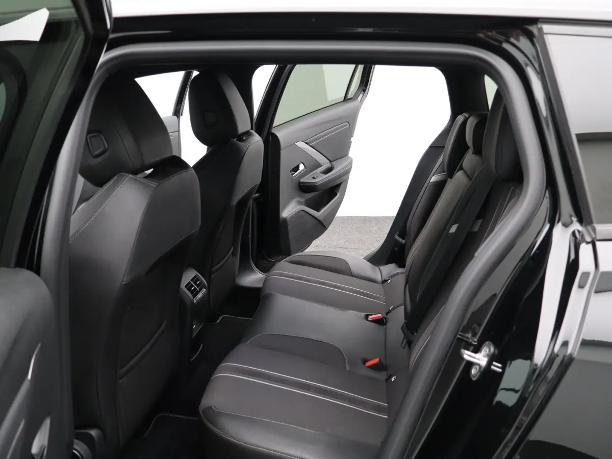 1.2 Turbo GS Trekhaak | All-seasons | Apple Carplay/Android Auto|telefoonintegratie premium | Cruise control adaptief met Stop&Go | Electronic climate controle