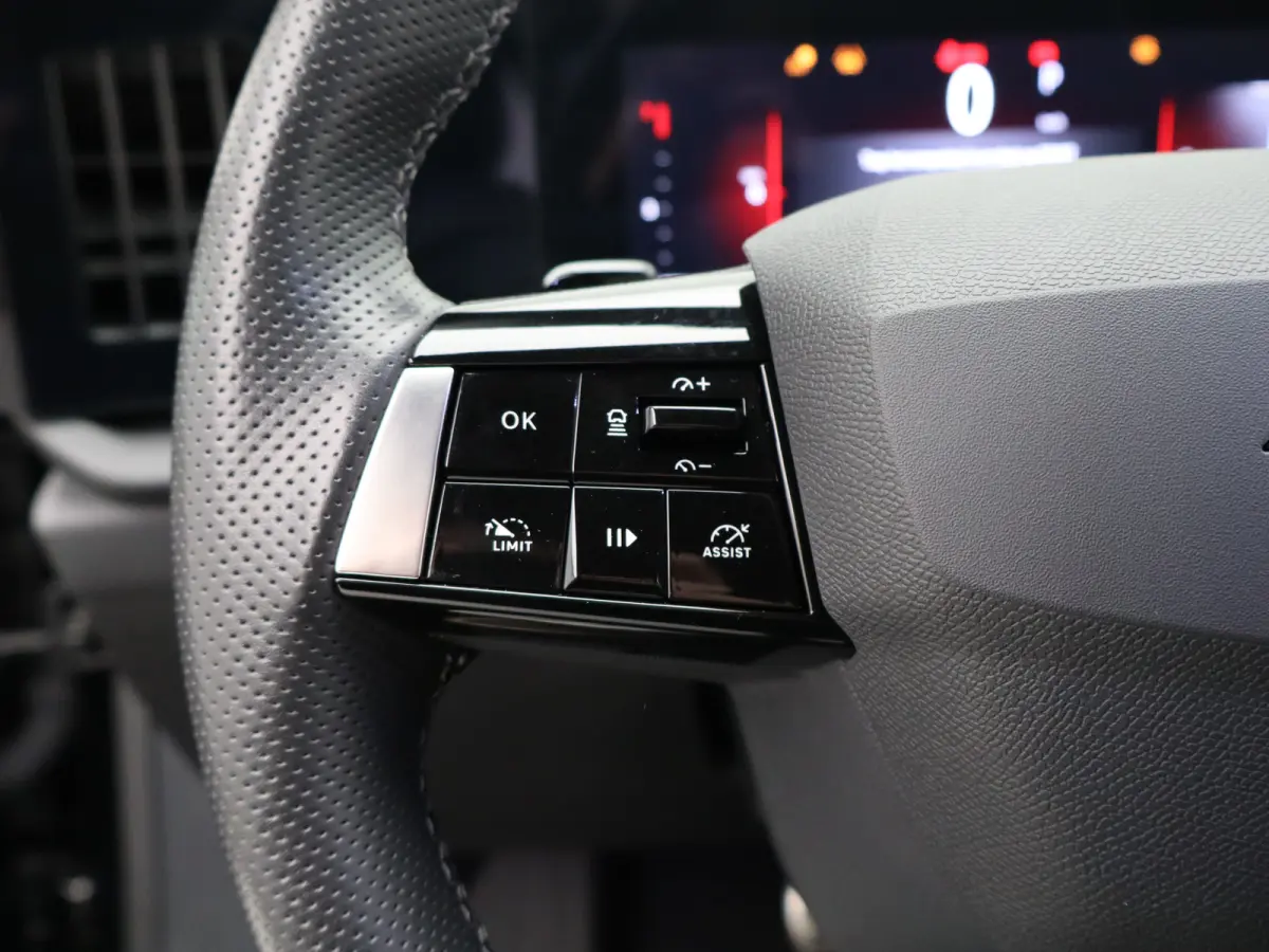 1.2 Turbo GS Trekhaak | All-seasons | Apple Carplay/Android Auto|telefoonintegratie premium | Cruise control adaptief met Stop&Go | Electronic climate controle