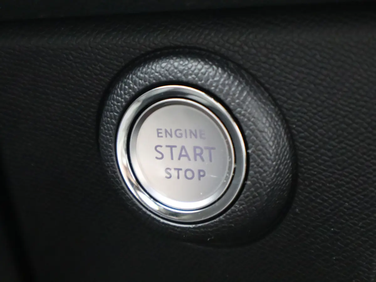 1.2 Turbo GS Trekhaak | All-seasons | Apple Carplay/Android Auto|telefoonintegratie premium | Cruise control adaptief met Stop&Go | Keyless entry