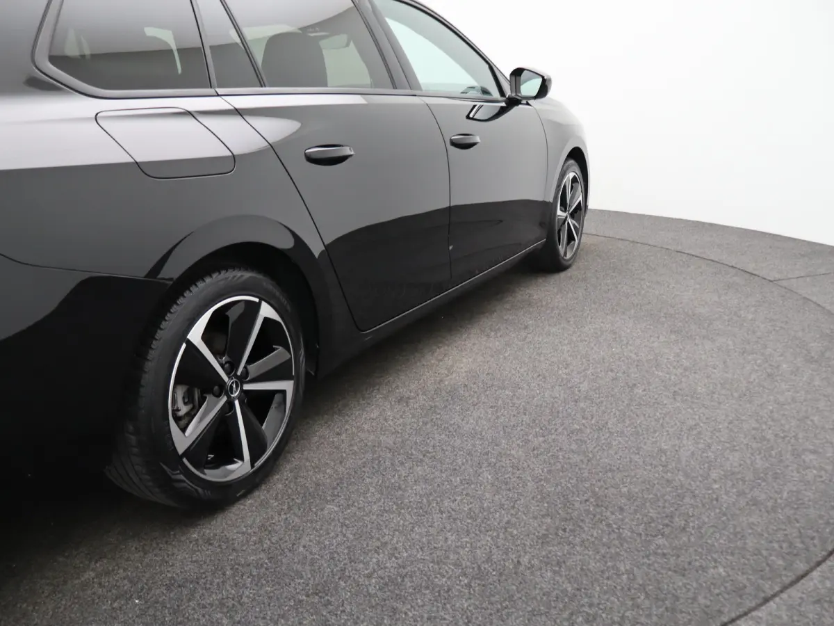 1.2 Turbo GS Trekhaak | All-seasons | Apple Carplay/Android Auto|telefoonintegratie premium | Cruise control adaptief met Stop&Go | Keyless entry