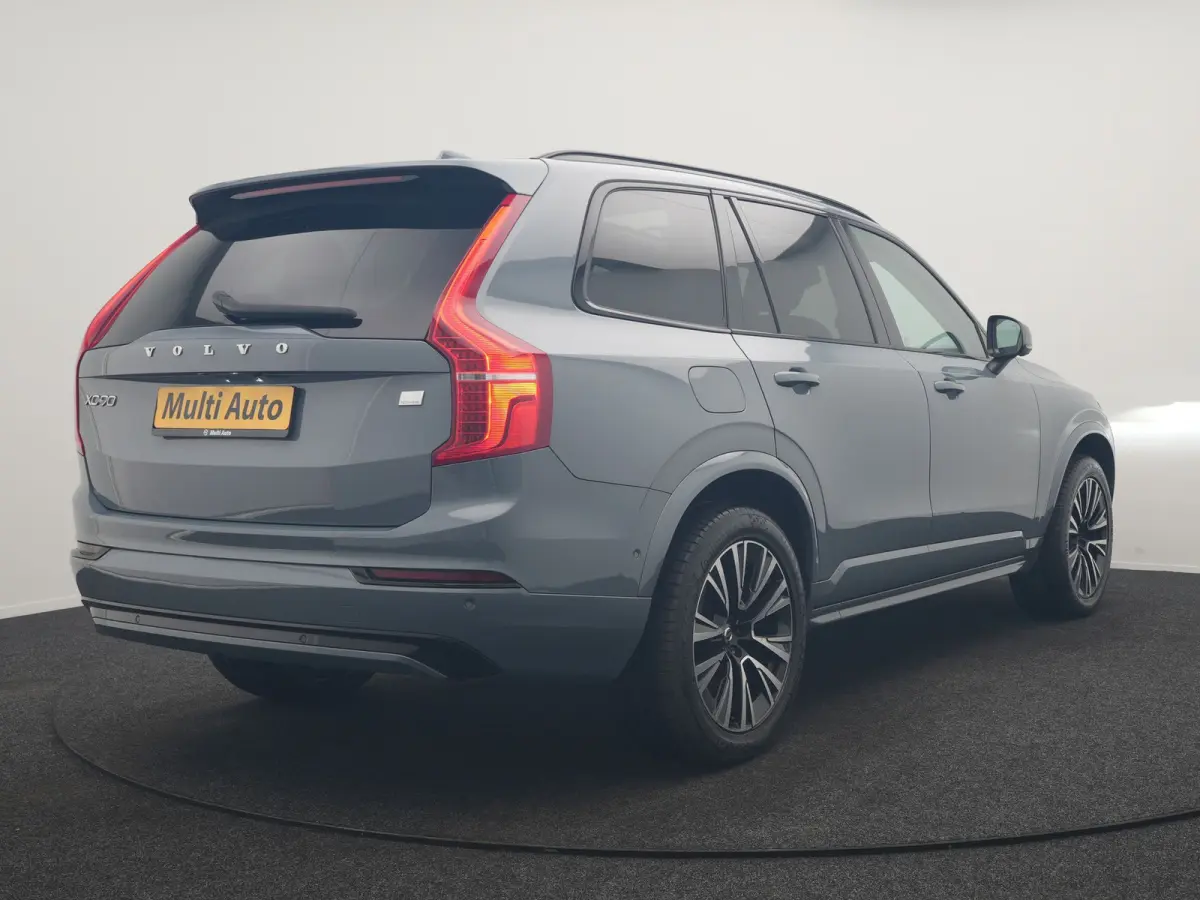 Recharge AWD Plus Dark Long Range 7 Persoons PHEV 456pk Dealer O.H | Trekhaak Af Fabriek | Panodak | Adaptive Cruise | 360 Camera | Harman / Kardon | Lederen Sportstoelen Memory & Verwarmd |