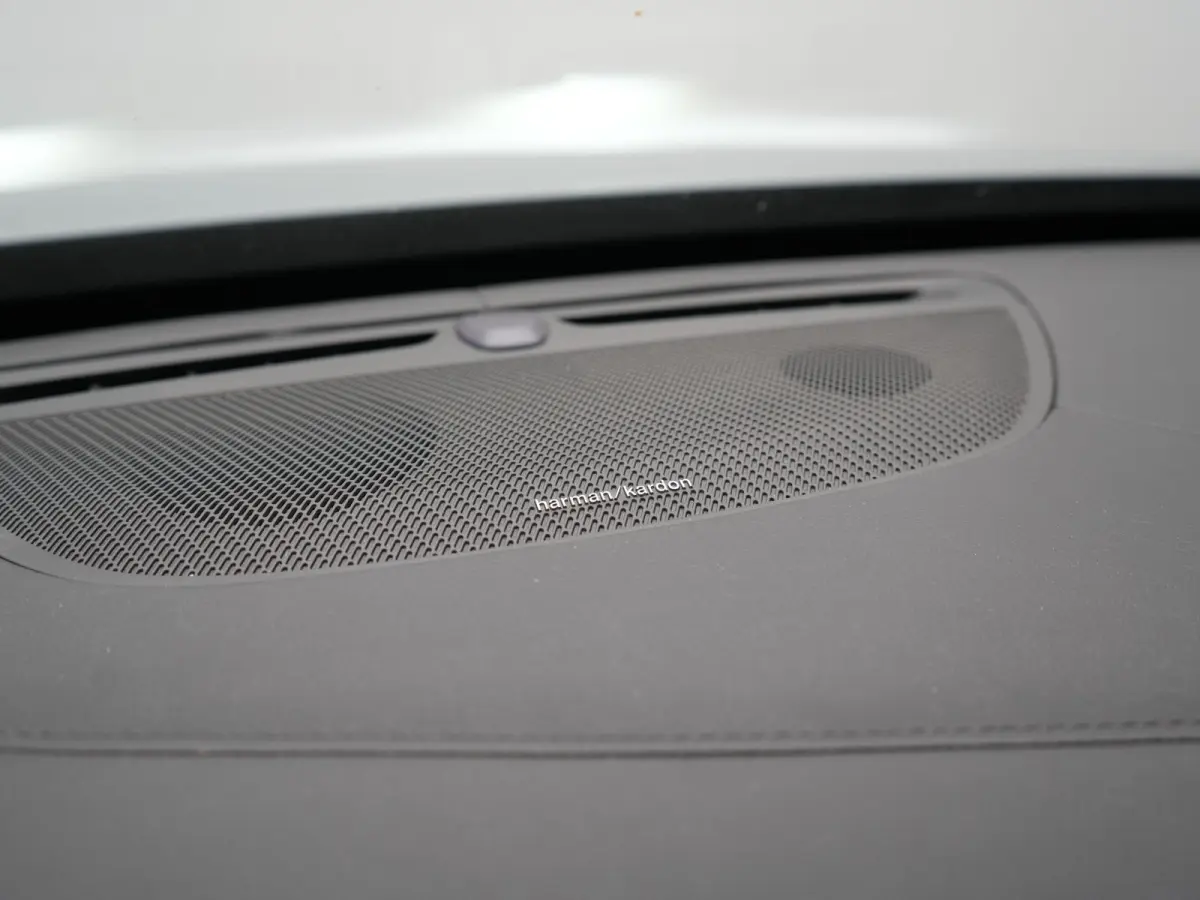 Recharge AWD Plus Dark Long Range 7 Persoons PHEV 456pk Dealer O.H | Trekhaak Af Fabriek | Panodak | Adaptive Cruise | 360 Camera | Harman / Kardon | Lederen Sportstoelen Memory & Verwarmd |