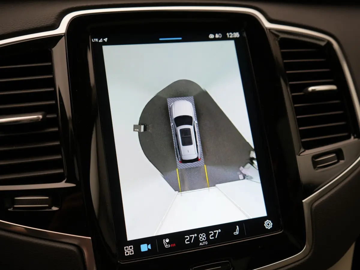 Recharge AWD Plus Dark Long Range 7 Persoons PHEV 456pk Dealer O.H | Trekhaak Af Fabriek | Panodak | Adaptive Cruise | 360 Camera | Harman / Kardon | Lederen Sportstoelen Memory & Verwarmd |